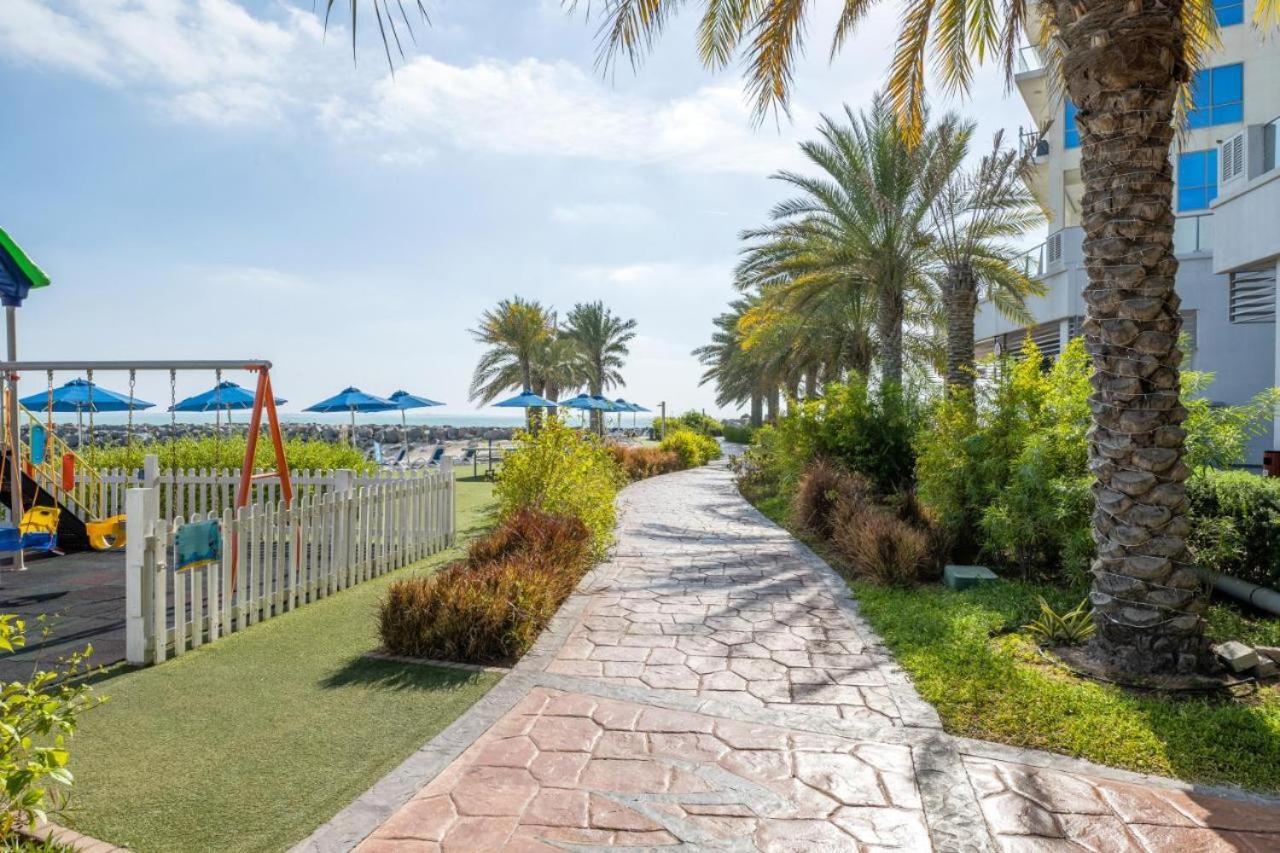 Beach Dream - A Luxury 1 Bedroom Apartment With Direct Beach Access Ras el Kaïmah Extérieur photo